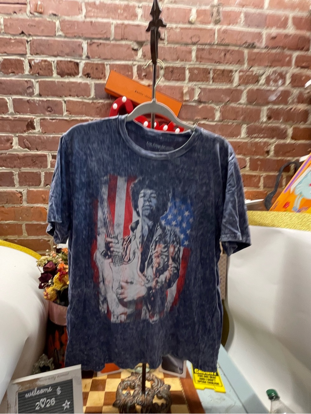 Vintage-Style Jimi Hendrix Graphic Tee - Washed Blue
